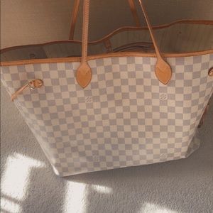 GM Louis Vuitton Neverfull Tote